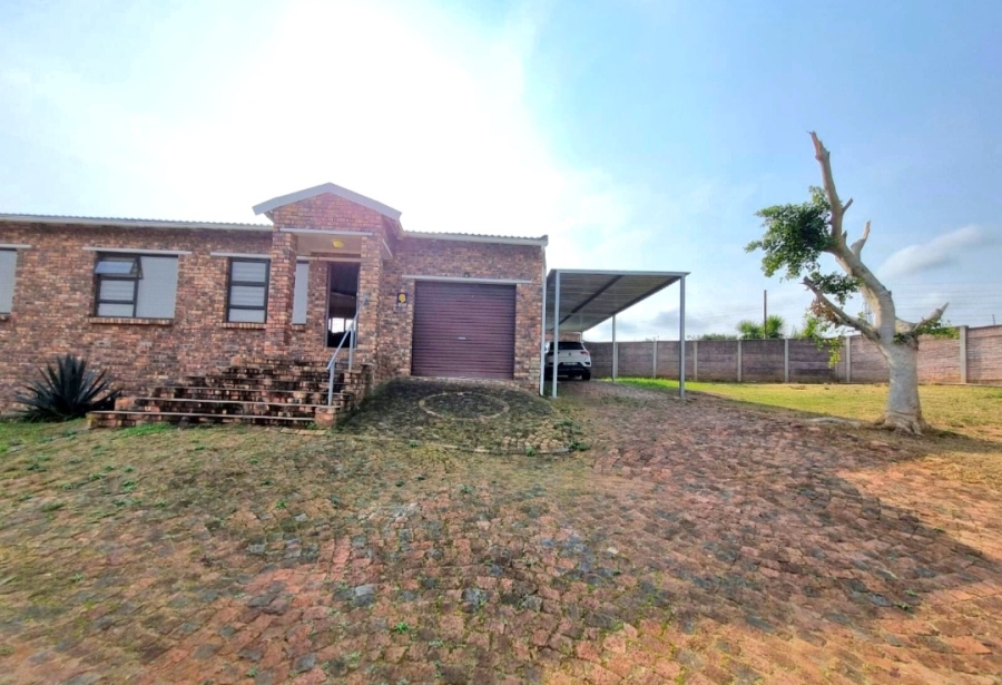 3 Bedroom Property for Sale in Strelitzia Park Eastern Cape